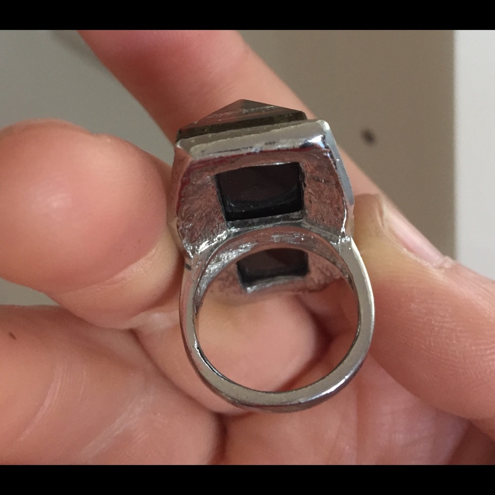 Stunning Rectangular Gold Plated Ring - image 4